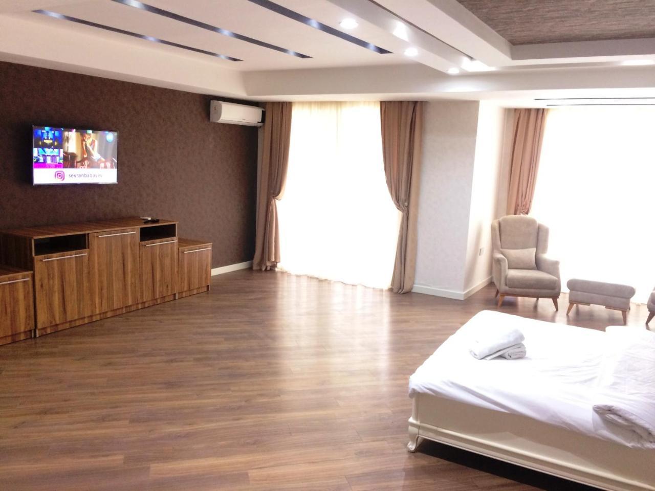 Park Azure Apartment Deluxe 2 Bedroom Baky Esterno foto