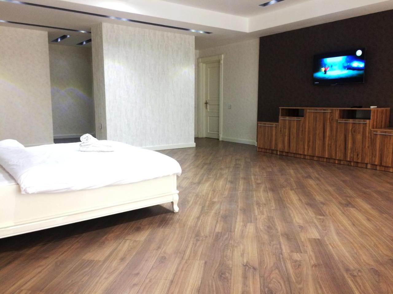 Park Azure Apartment Deluxe 2 Bedroom Baky Esterno foto